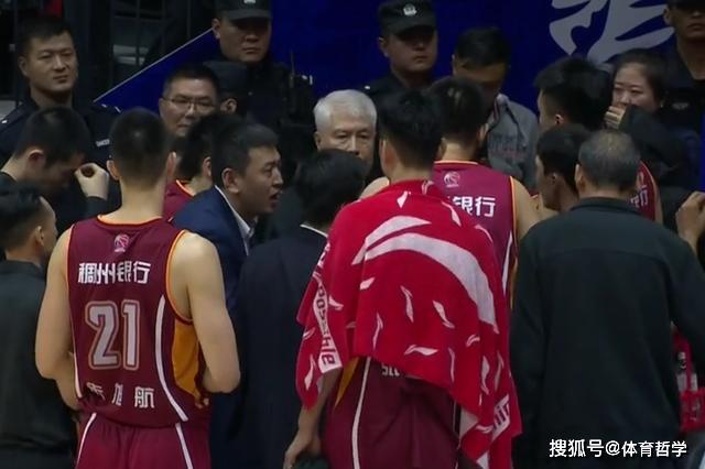  尼斯青年军崛起客场掀翻雷恩  