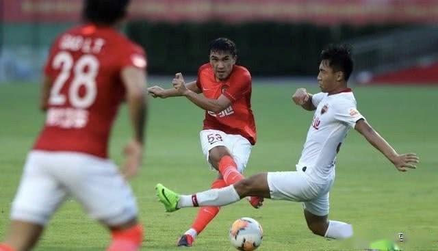  科隆青年队小将连跳三级入选国家队  